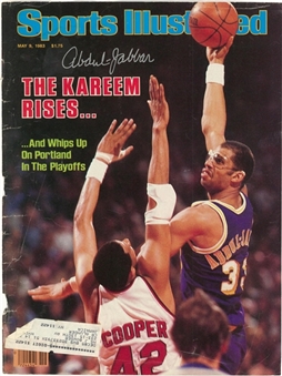 Kareem Abdul-Jabbar Signed 1983 Sports Illustrated Cover Dated 5/9/1983 - The Kareem Rises.. (Abdul-Jabbar LOA)